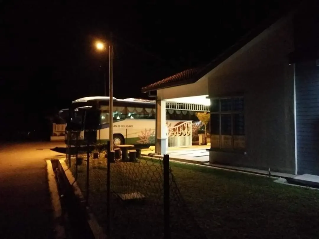 Holiday home Rumah Armand Ayer Keroh Bandar Melaka 4Br Fully Aircond Malaysia